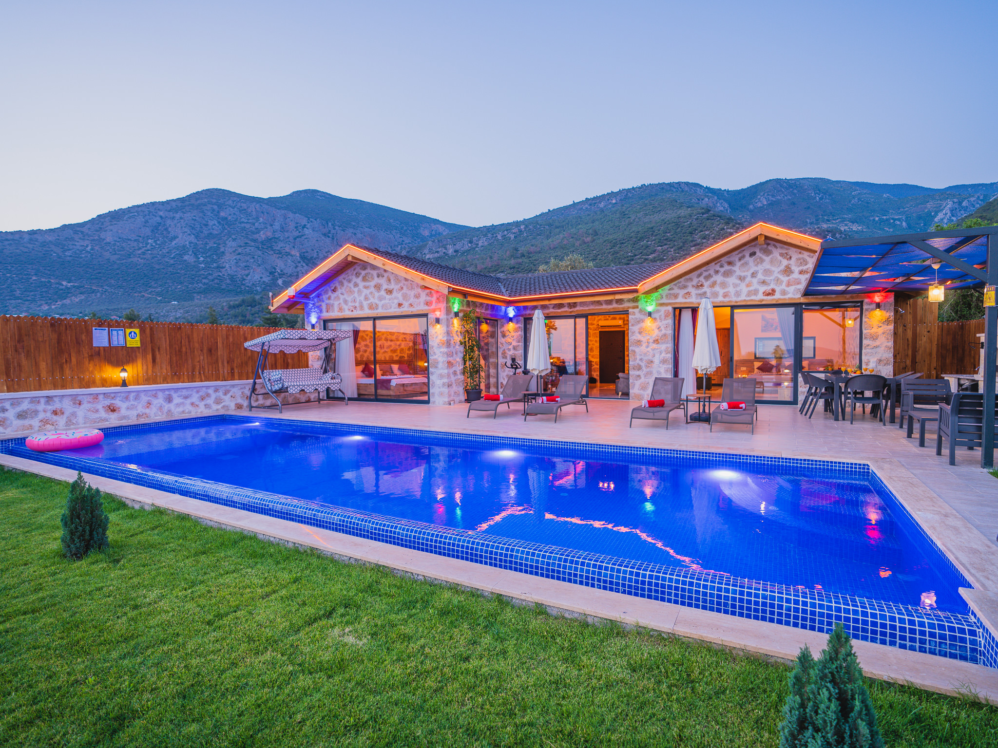 🏡 Villa Serenity